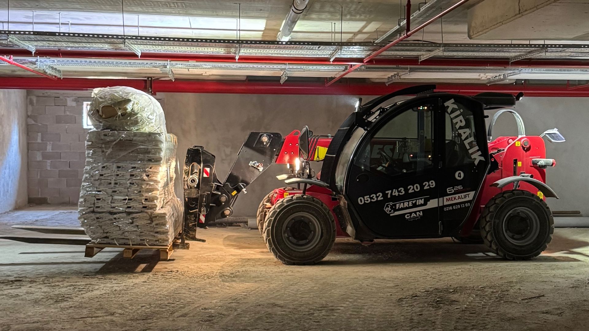 Forklift ile yükleme ve istifleme