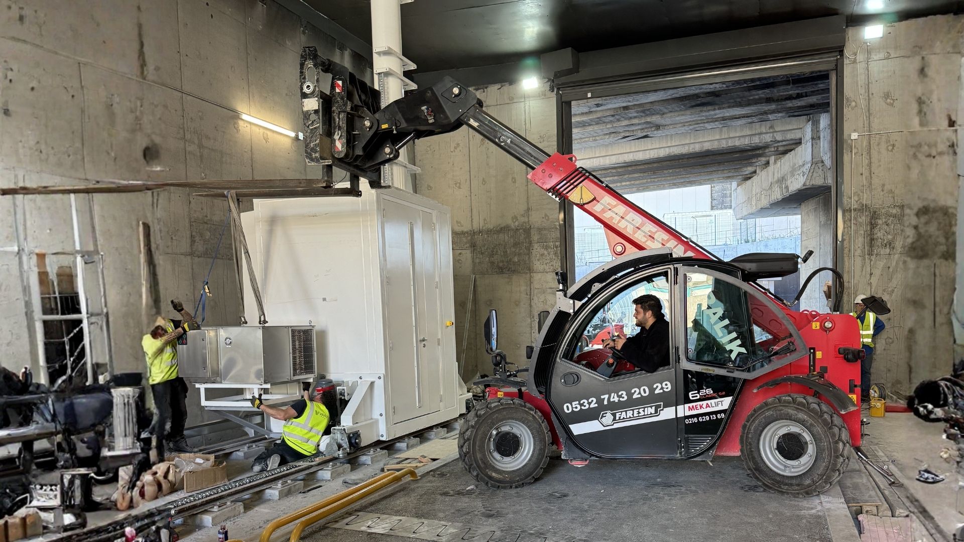 Forklift ile malzeme taşıma